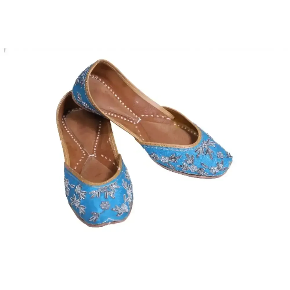Adorable Jari designed Jutti on Blue base