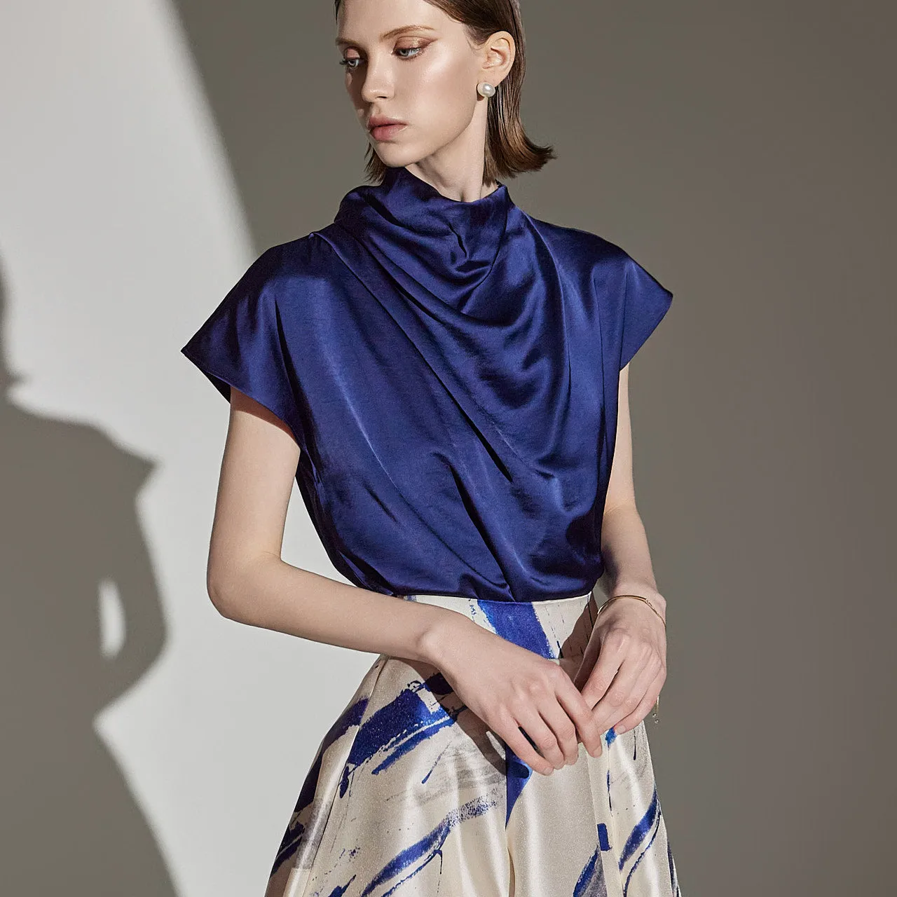 B2952 Satin Blouse