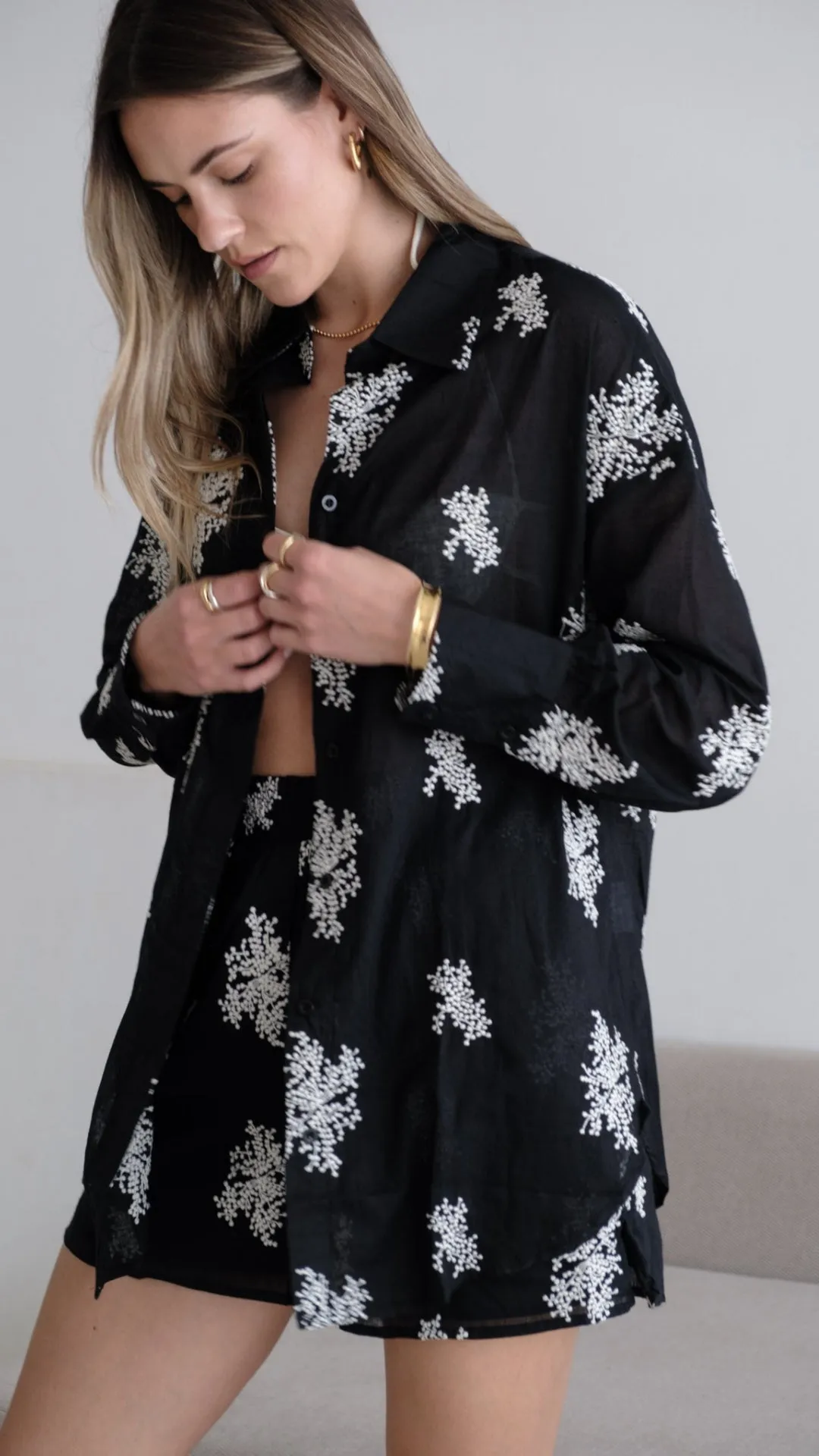 CELINA SHIRT - BLACK