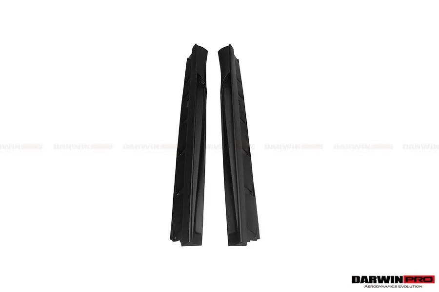 Darwinpro 2006-2015 Audi R8 Coupe / Spyder DPGT Style Side Skirts