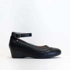 Giovanni Women Wedge With Ankle Strap Shoe _ 150596