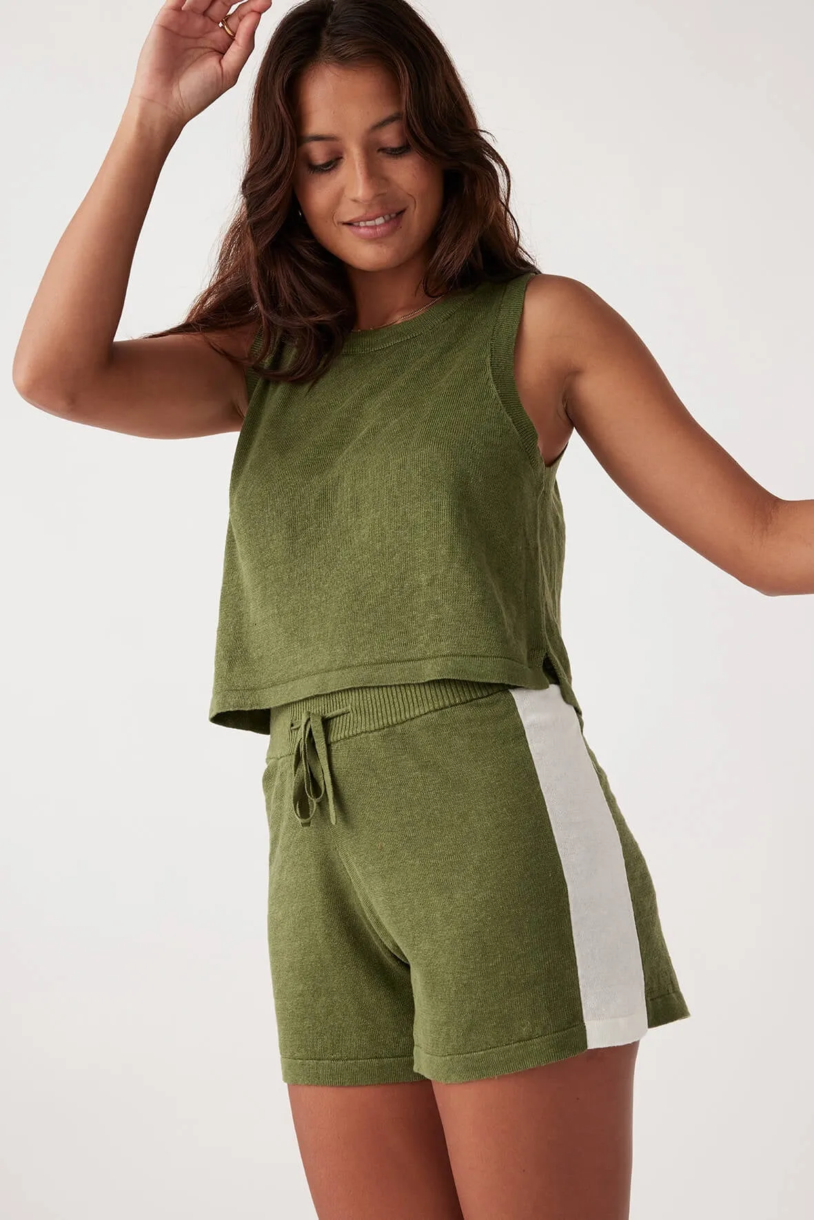 Larri Short - Caper & Cream