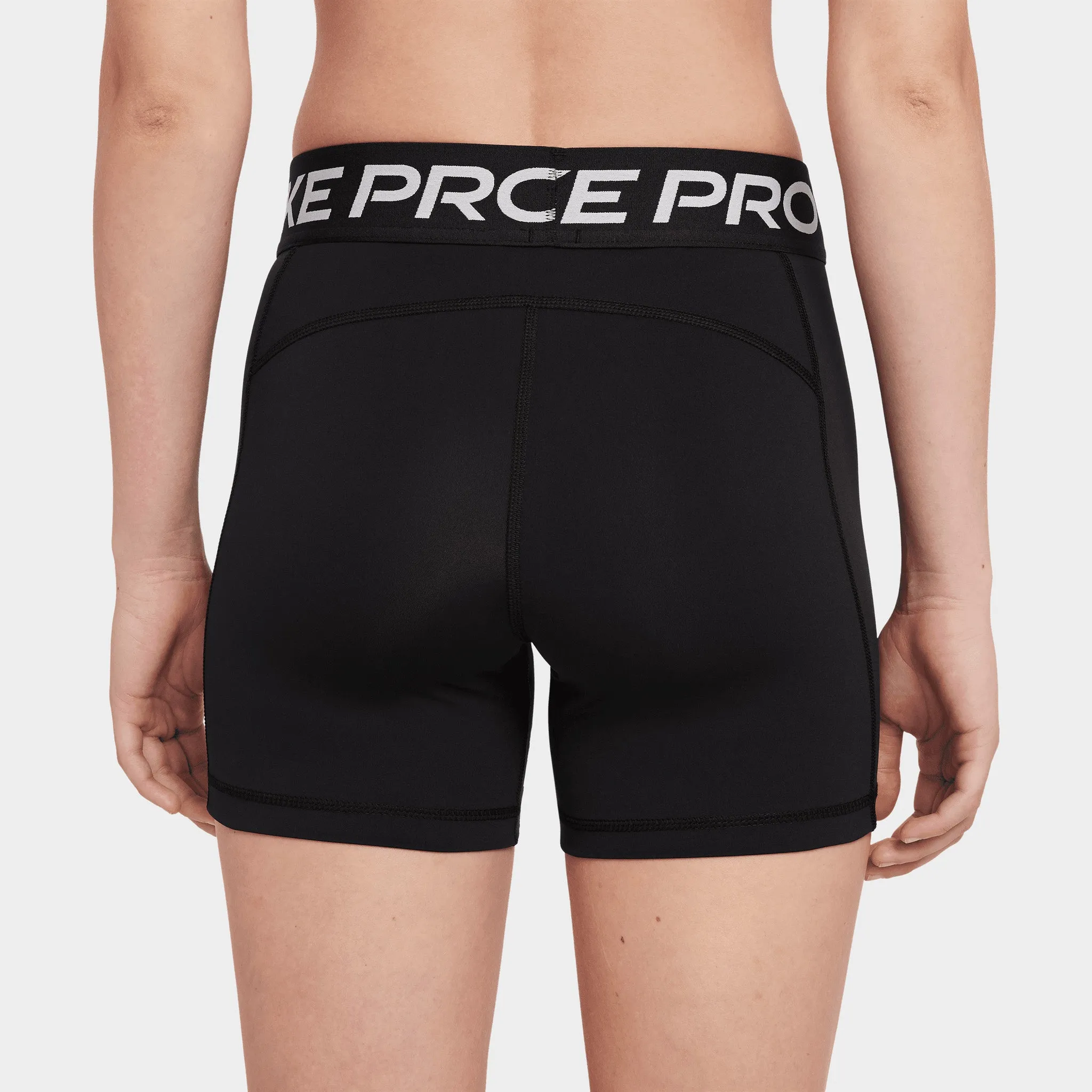 Nike Pro Women's 365 5" Shorts Black / White