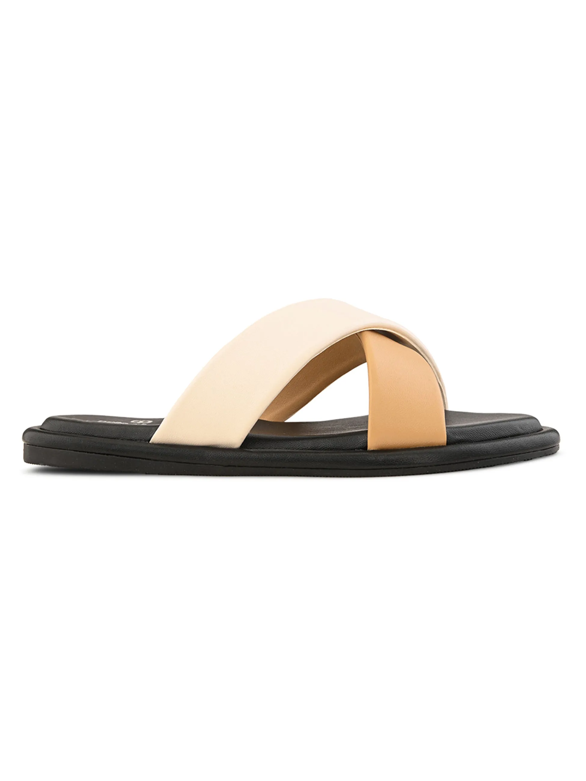 Pelle Albero Female's Cream Faux Leather Flat Slipper