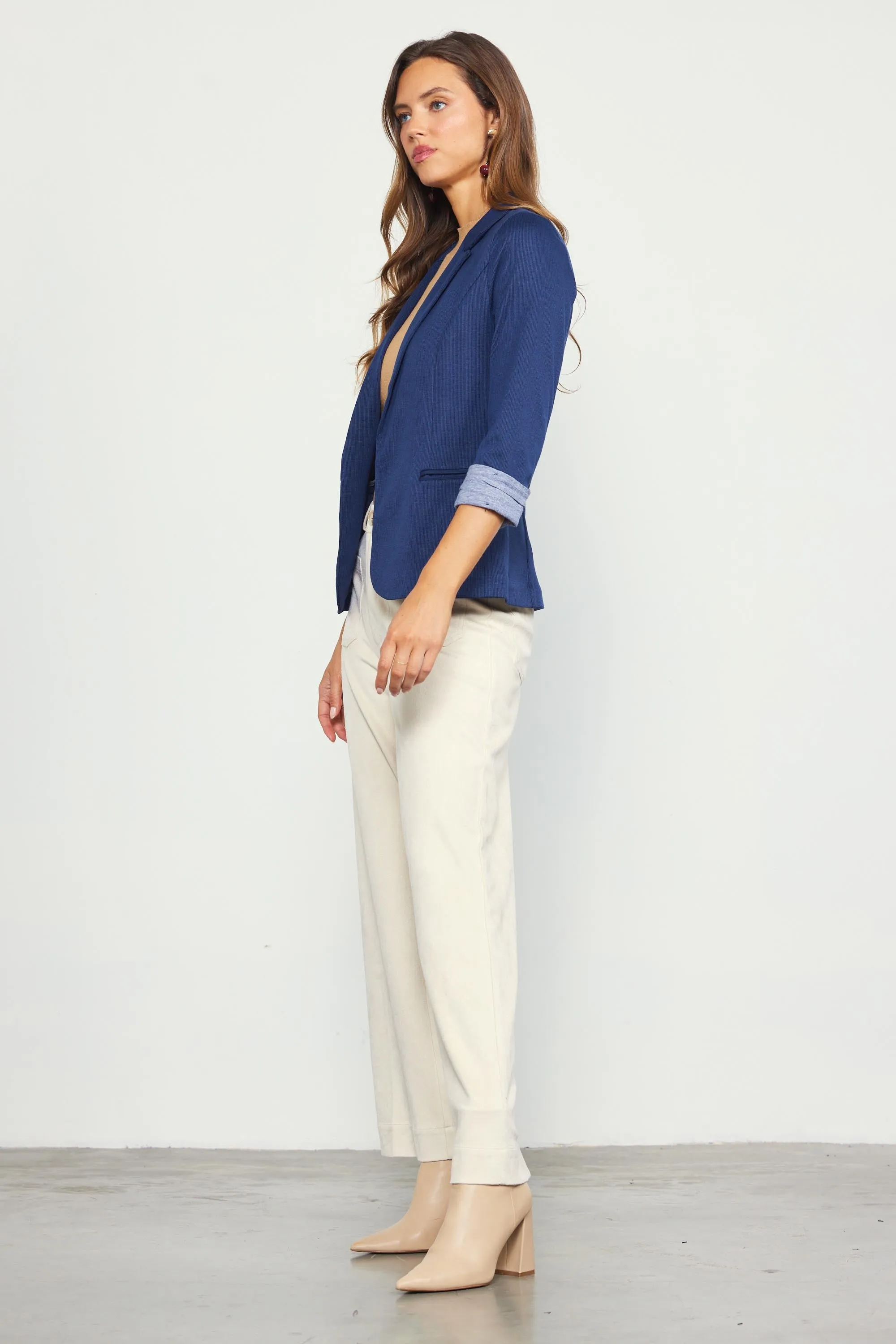 Three Quarter Sleeve Knit Blazer