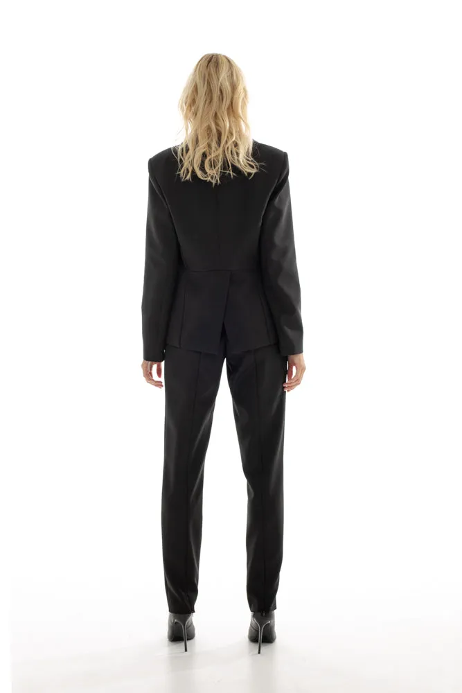 TUXEDO TYPE BLACK BLAZER