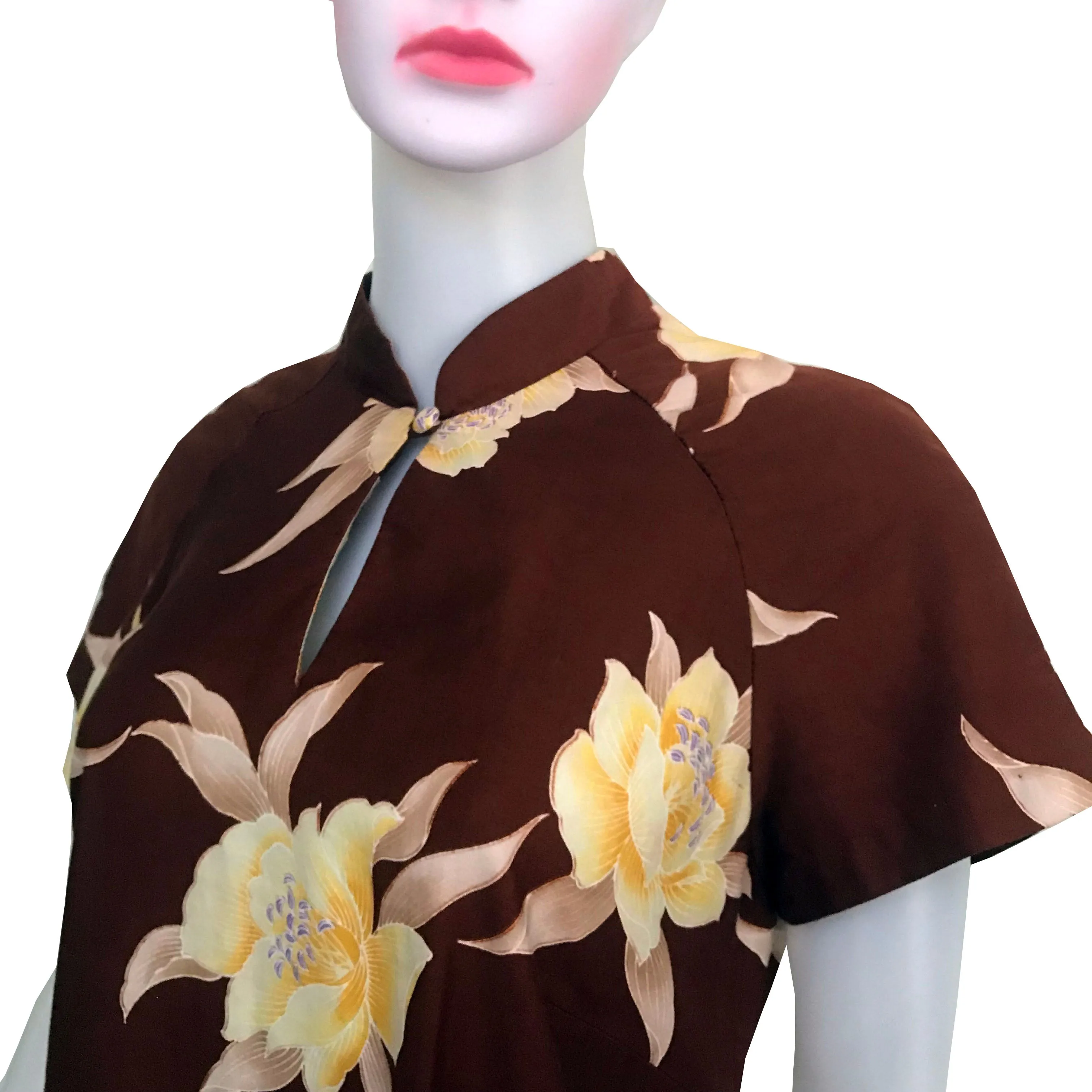 Vintage 1970s Hilo Hattie Hawaiian Print Dress