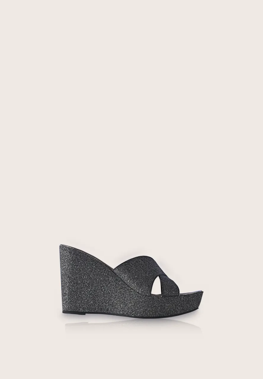 Zia, the wedges